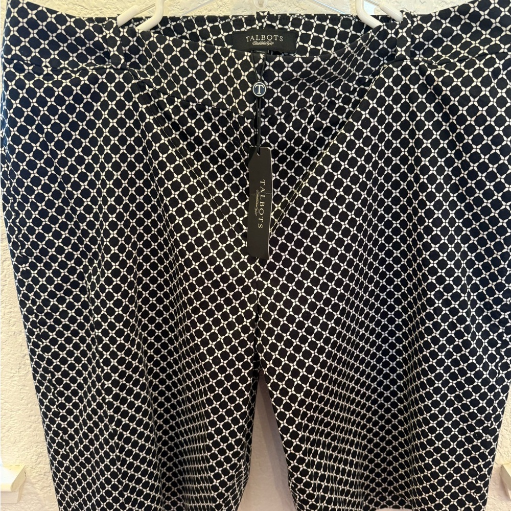 Talbots Chatham Short (pants)  Size 16 - Picture 2 of 16